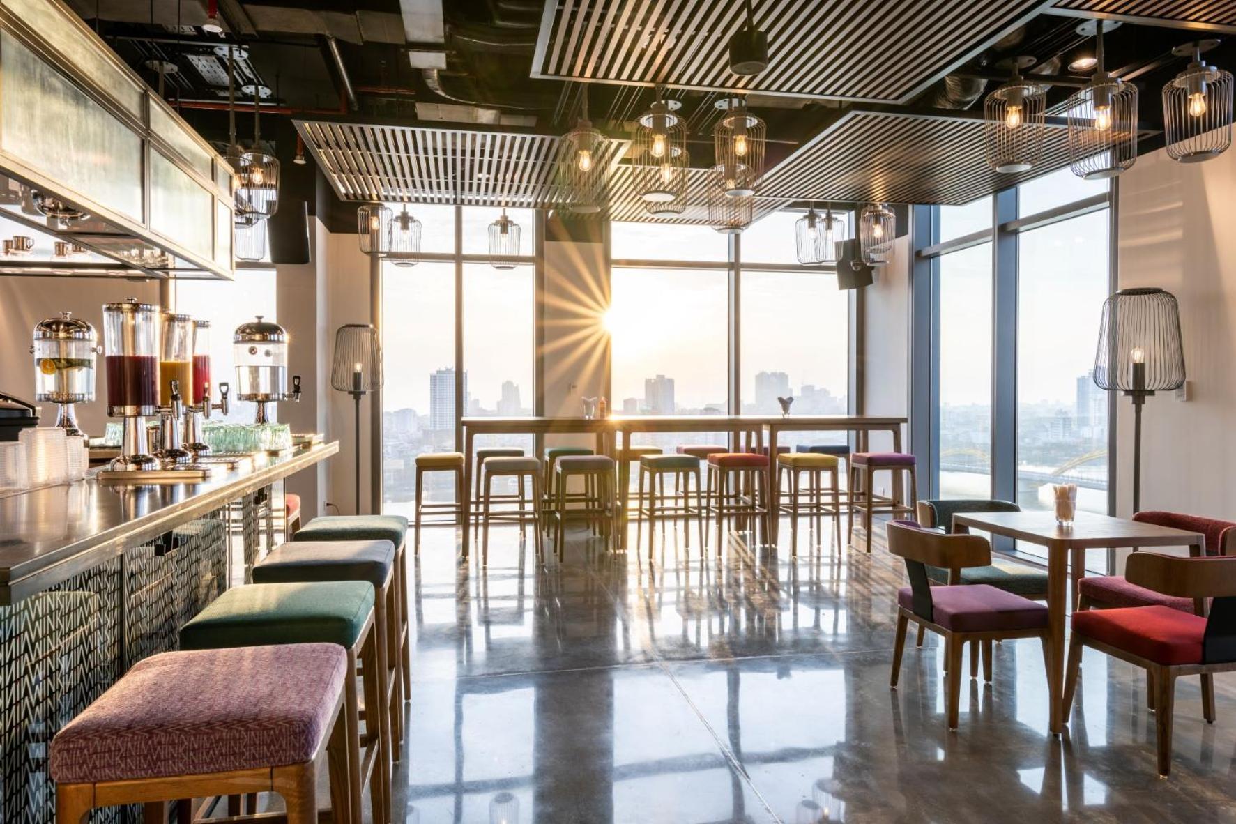 Wink Hotel Danang Centre - 24Hrs Lifestyle Stay Zewnętrze zdjęcie